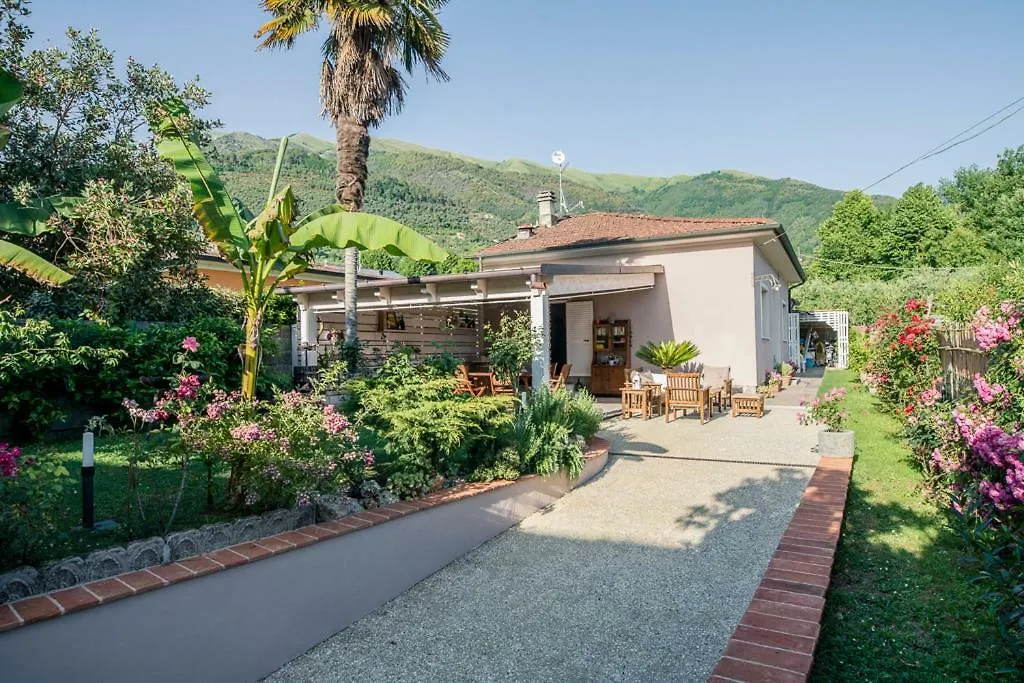 Casa Vittoria Villa Camaiore 0*,  Italië